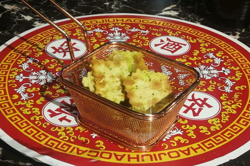 好酒好菜吃雞公司 品牌形象、加盟服務(wù)與產(chǎn)品展示全解析